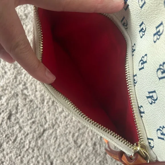 Dooney & Bourke Cream and Brown Crossbody Bag - Picture 8 of 8